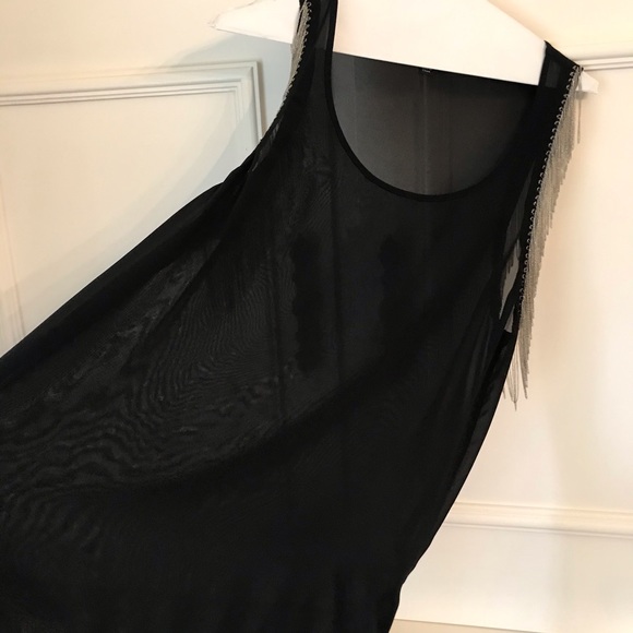 Tank - Picture 5 of 7